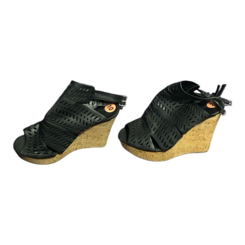 Charles By Charles David Black Peep Toe Platform Laser Cutout Sandals size 10